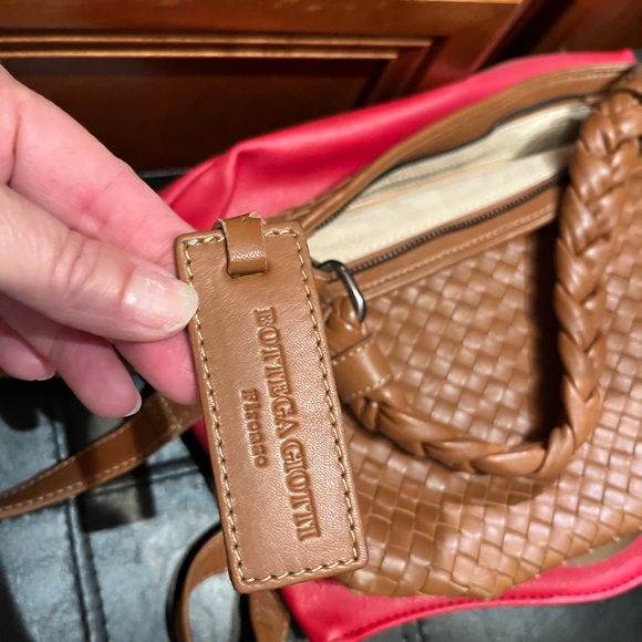 Beautiful Handwoven Bottega Vioti Italian Handbag - Picture 6 of 7